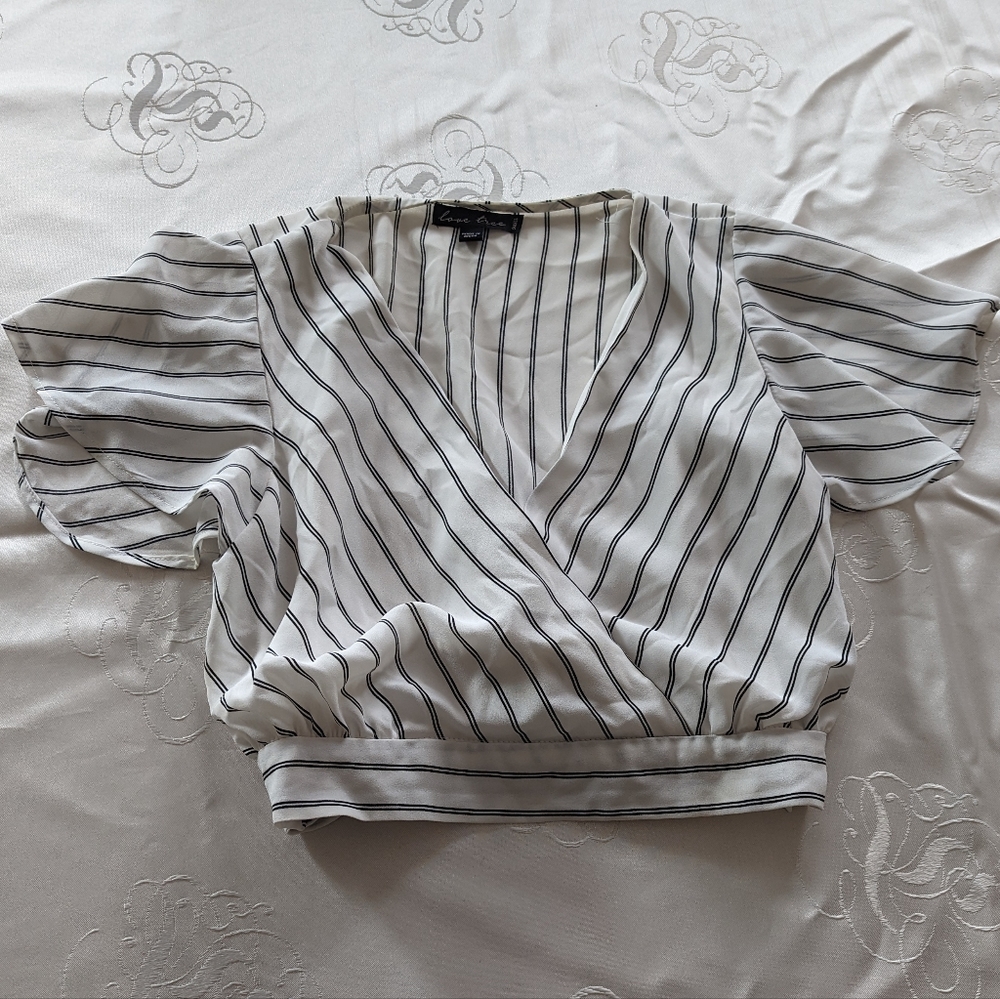 Love Tree - White Crop Top - Small